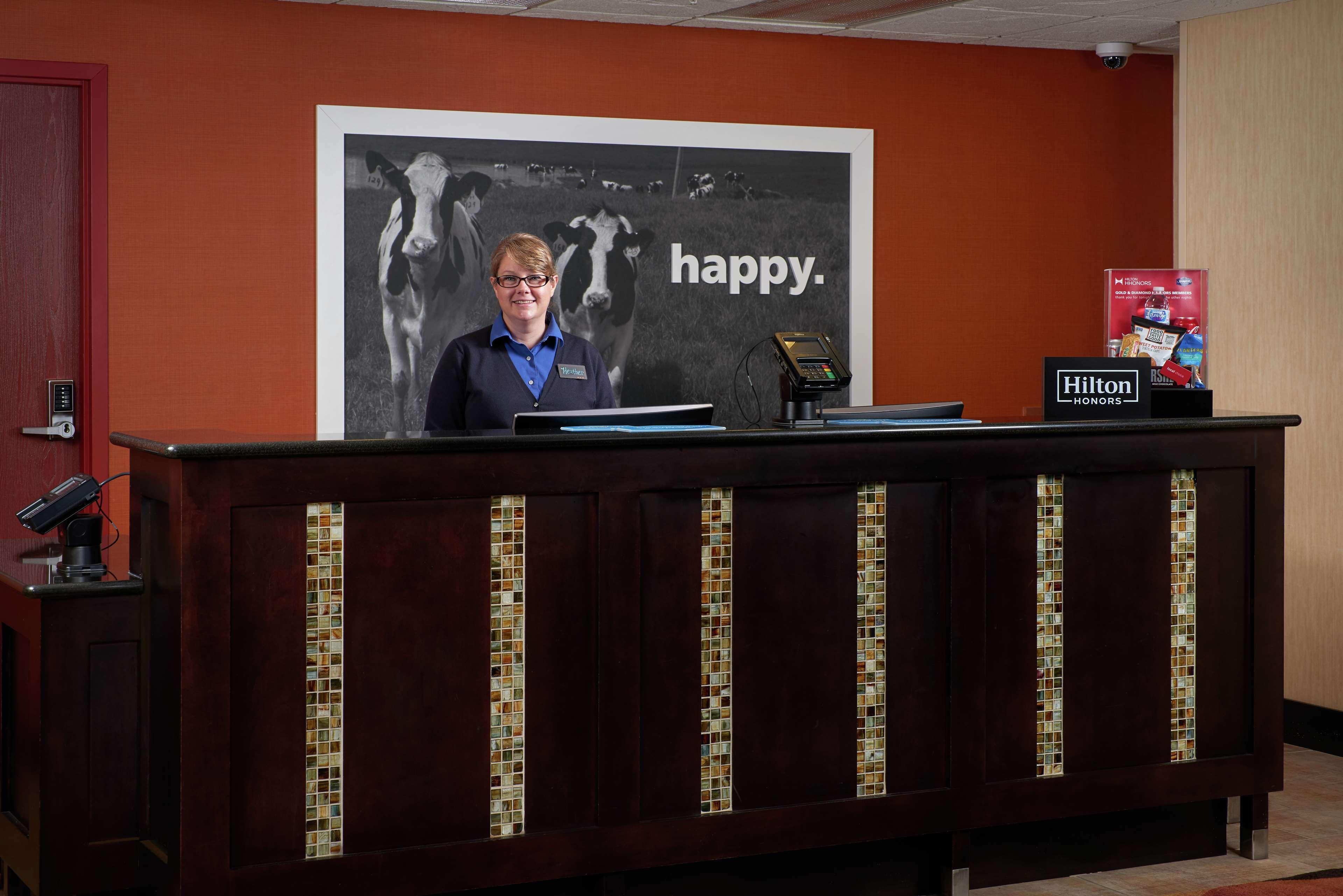 Hampton Inn Shrewsbury Exterior photo