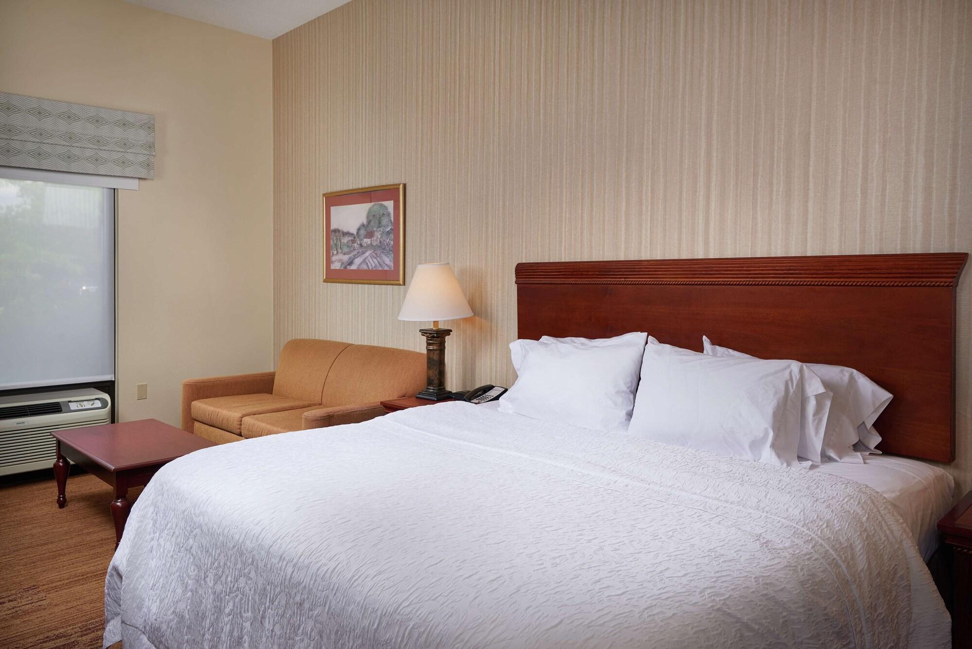 Hampton Inn Shrewsbury Exterior photo